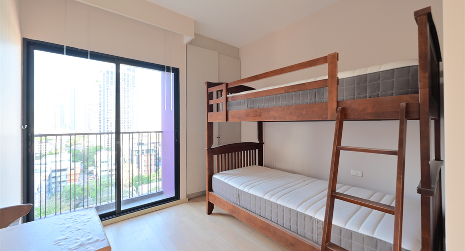 For rent 4 ベッドルーム condo in Khlong Toei, Bangkok