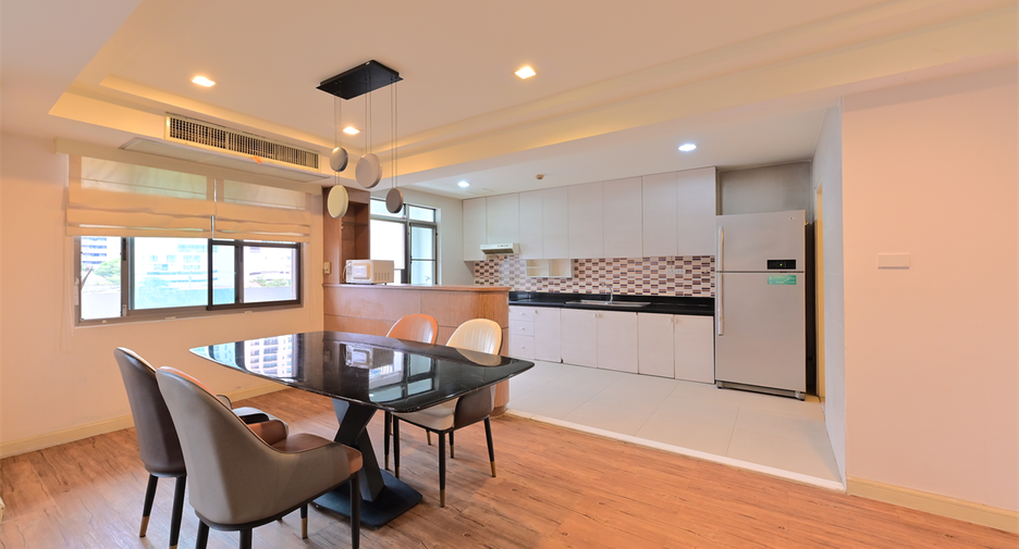 Wohnung zur Miete mit 3 Zimmer in Watthana, Bangkok