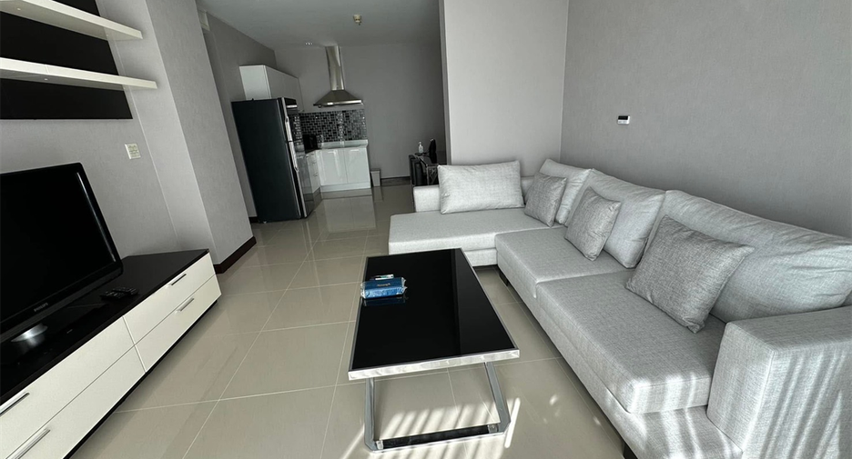 For rent 2 bedrooms condo in Watthana, Bangkok