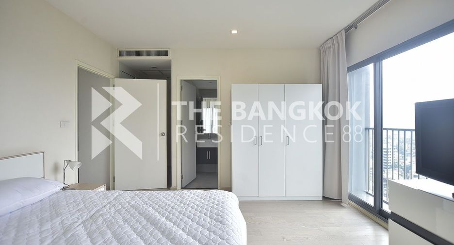 For rent 1 bed condo in Khlong Toei, Bangkok