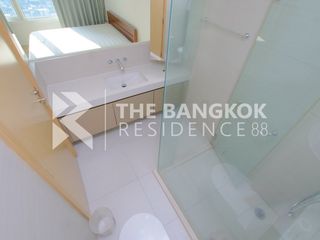 Condo en alquiler de 1 habitaciones en Khlong Toei, Bangkok