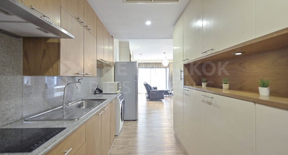 For rent 1 bed condo in Khlong Toei, Bangkok