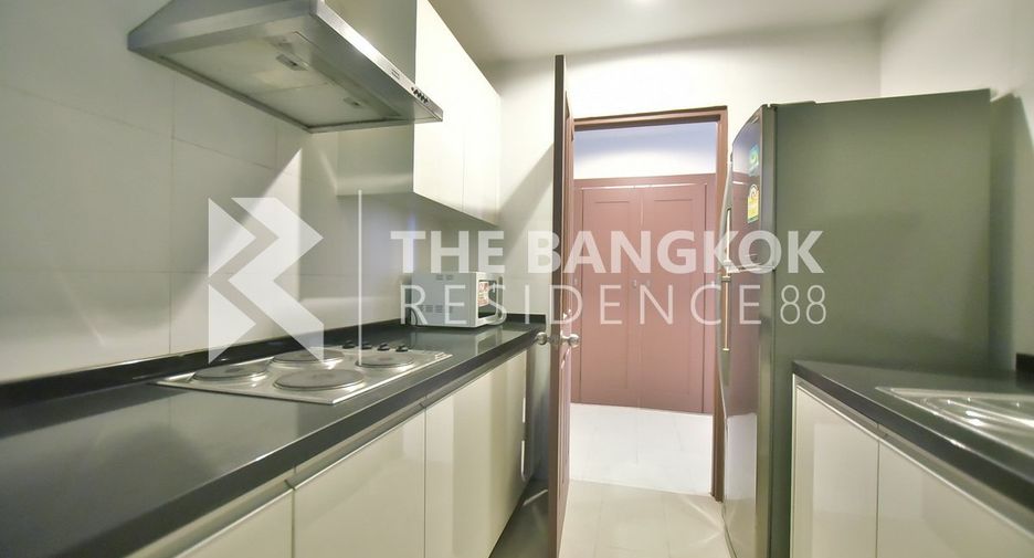 Condo en alquiler de 2 habitaciones en Khlong Toei, Bangkok