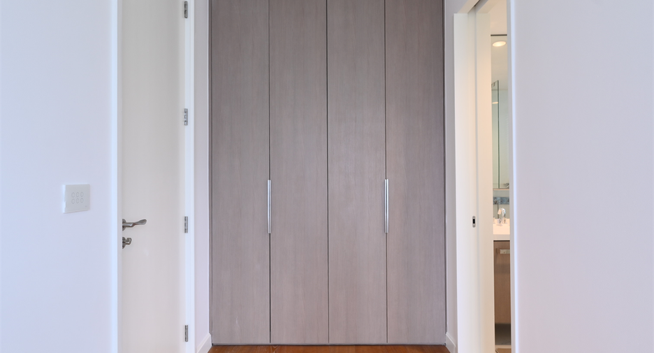 For rent 2 ベッドルーム condo in Pathum Wan, Bangkok