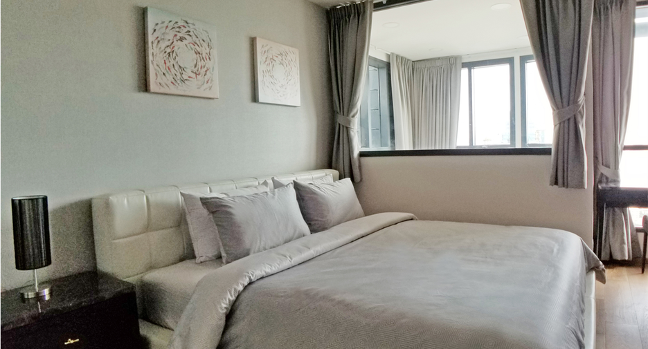 À louer 1 chambre condo à Pathum Wan, Bangkok