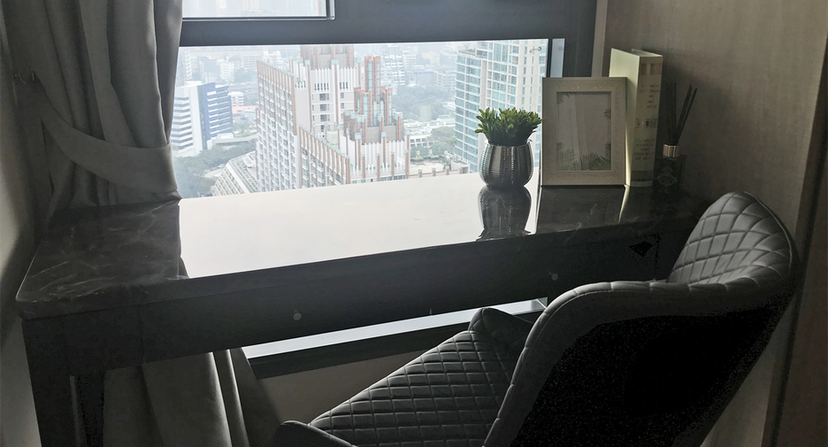 À louer 1 chambre condo à Pathum Wan, Bangkok