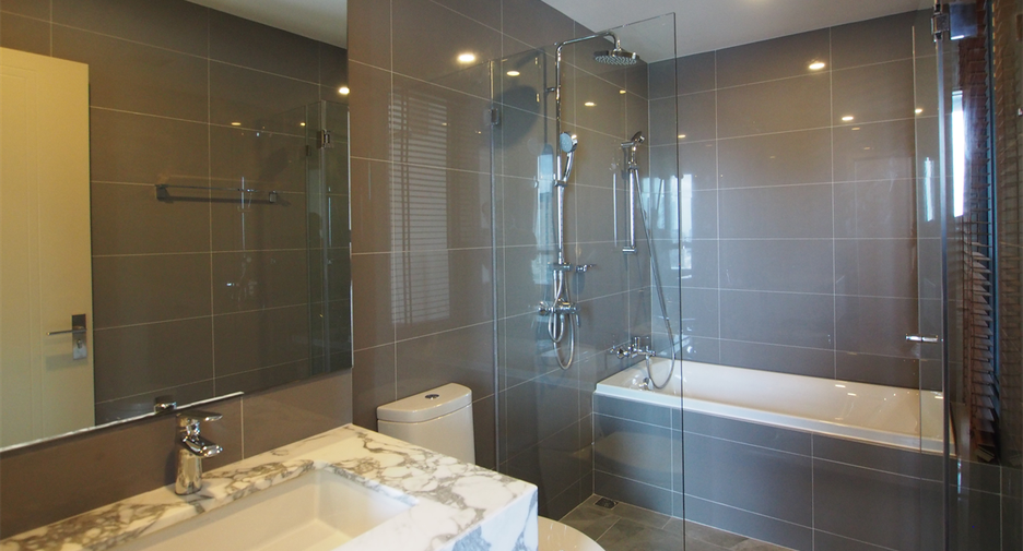 À louer 1 chambre condo à Pathum Wan, Bangkok