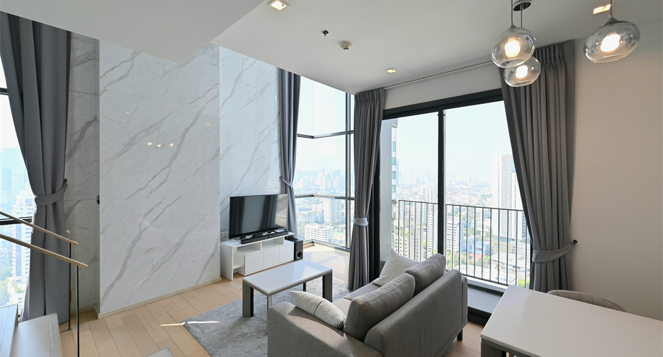 For rent 2 bedrooms condo in Watthana, Bangkok