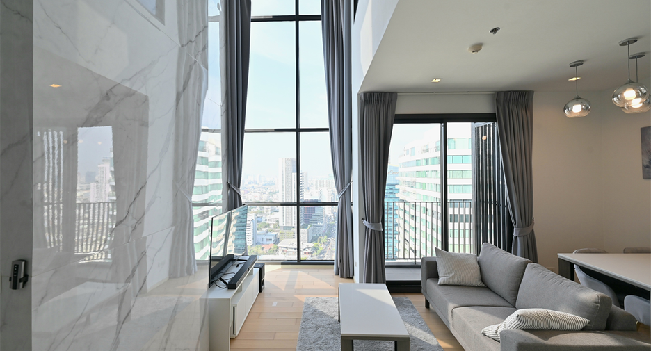 For rent 2 bedrooms condo in Watthana, Bangkok