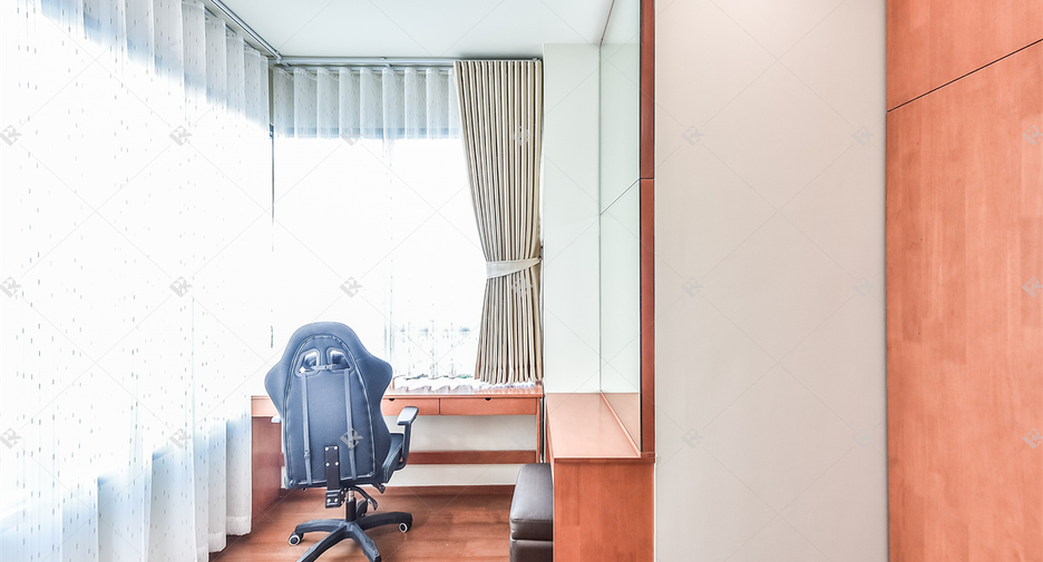For rent 2 ベッドルーム condo in Yan Nawa, Bangkok