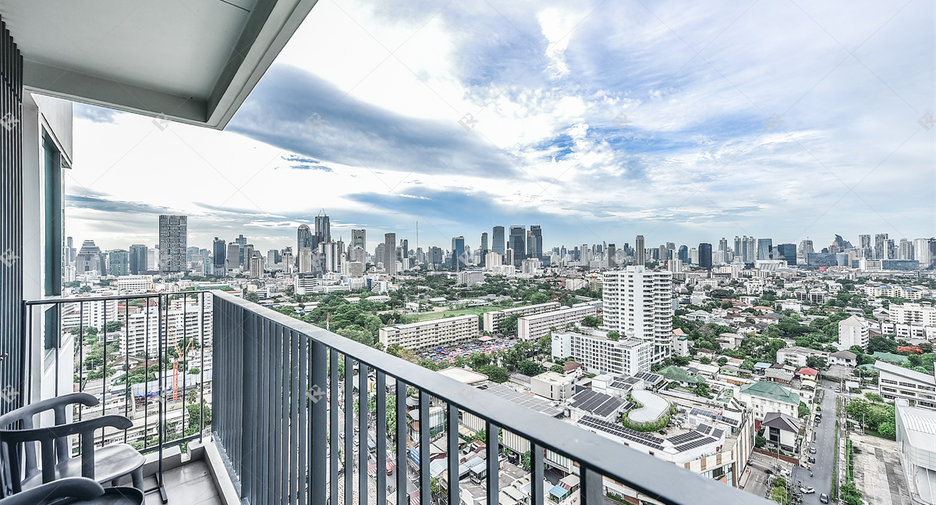 For rent 2 ベッドルーム condo in Yan Nawa, Bangkok