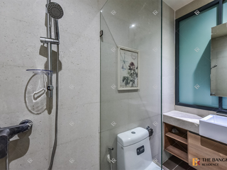For rent 2 bedrooms condo in Yan Nawa, Bangkok