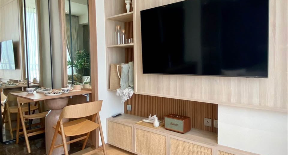 For rent 1 bed condo in Pathum Wan, Bangkok