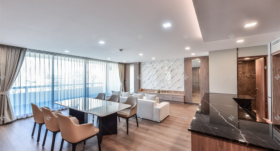 Condo en alquiler de 3 habitaciones en Pathum Wan, Bangkok