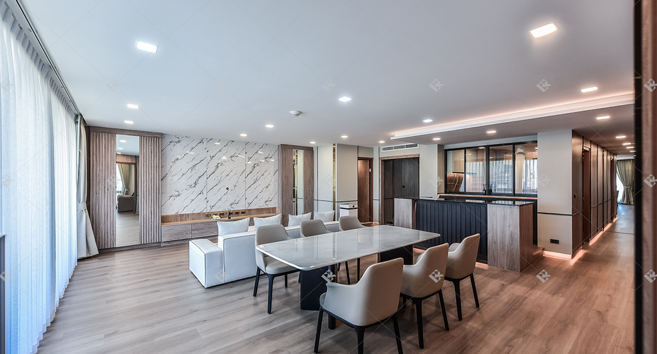 Condo en alquiler de 3 habitaciones en Pathum Wan, Bangkok