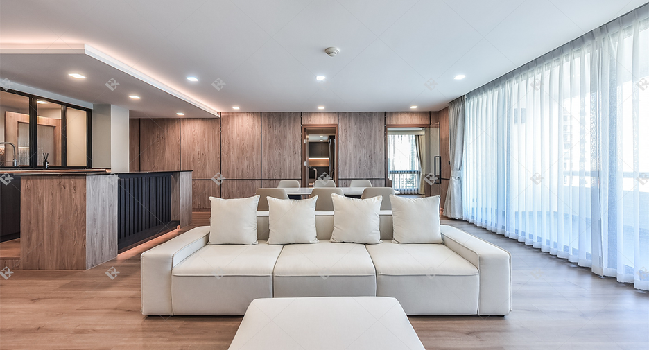 Condo en alquiler de 3 habitaciones en Pathum Wan, Bangkok