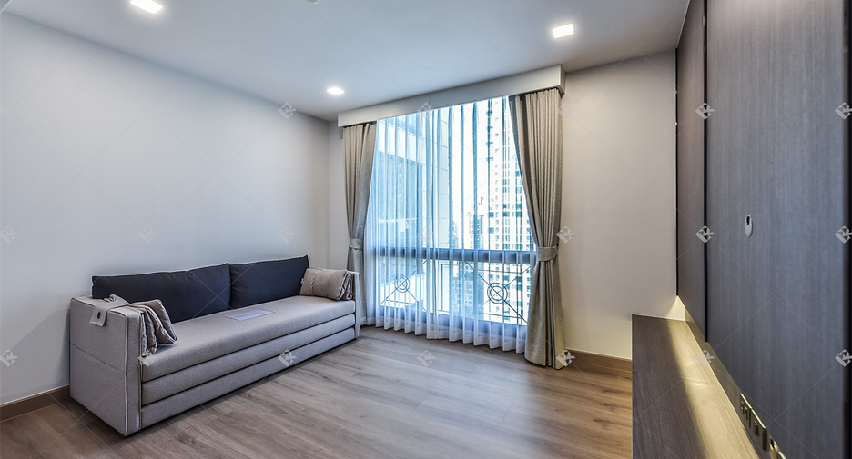 Condo en alquiler de 3 habitaciones en Pathum Wan, Bangkok