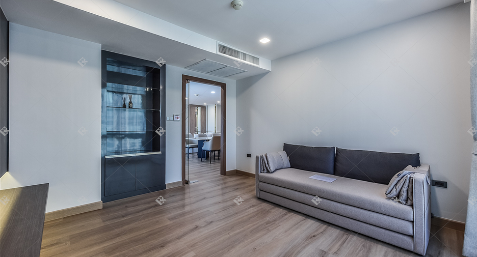 Condo en alquiler de 3 habitaciones en Pathum Wan, Bangkok