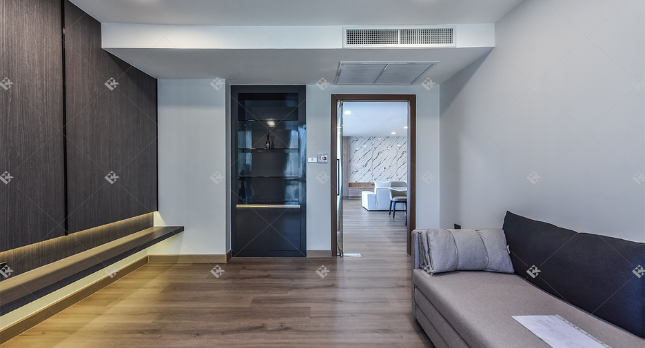 Condo en alquiler de 3 habitaciones en Pathum Wan, Bangkok