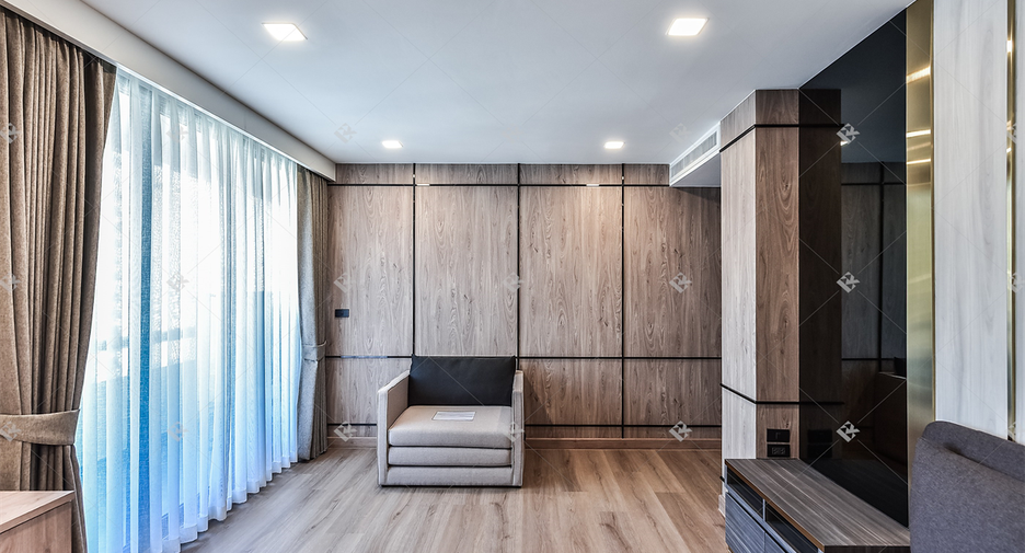Condo en alquiler de 3 habitaciones en Pathum Wan, Bangkok