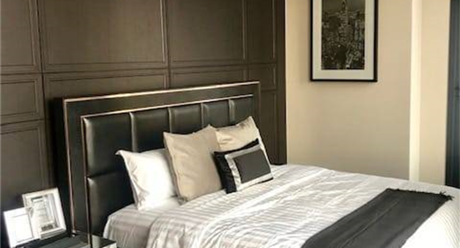 Condo en alquiler de 3 habitaciones en Khlong Toei, Bangkok