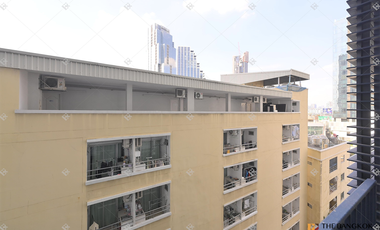 For rent 1 Beds condo in Khlong Toei, Bangkok
