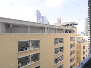 Condo en alquiler de 1 habitaciones en Khlong Toei, Bangkok