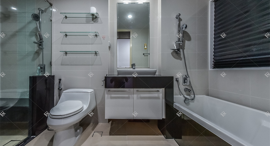 Wohnung zur Miete mit 3 Zimmer in Yan Nawa, Bangkok