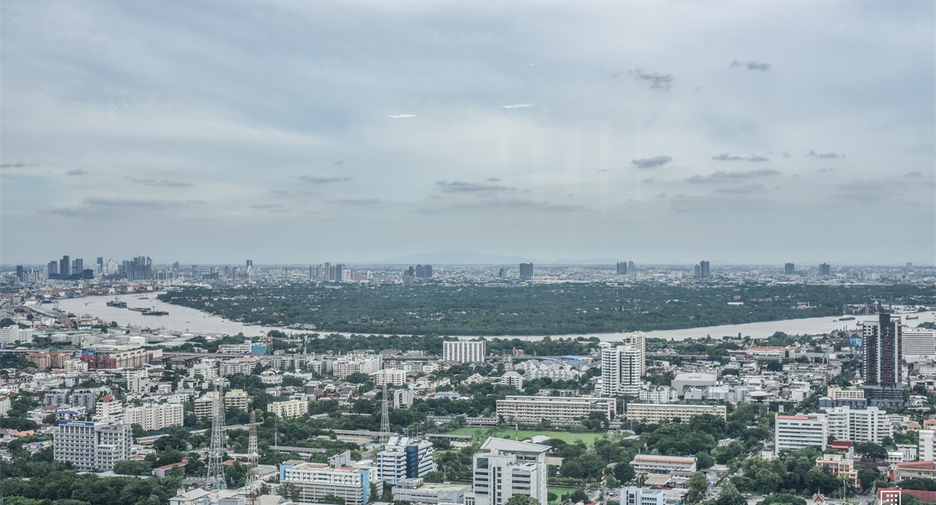 For rent 4 bedrooms condo in Sathon, Bangkok