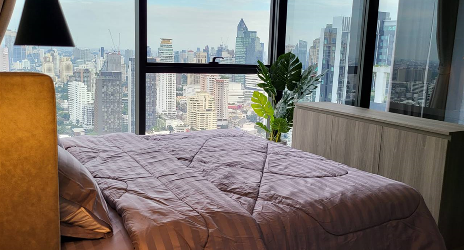 Condo en alquiler de 2 habitaciones en Khlong Toei, Bangkok