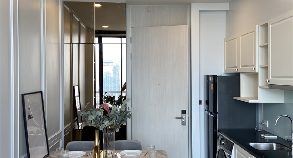 Condo en alquiler de 2 habitaciones en Watthana, Bangkok