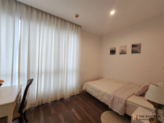 For rent 2 bedrooms condo in Phra Khanong, Bangkok
