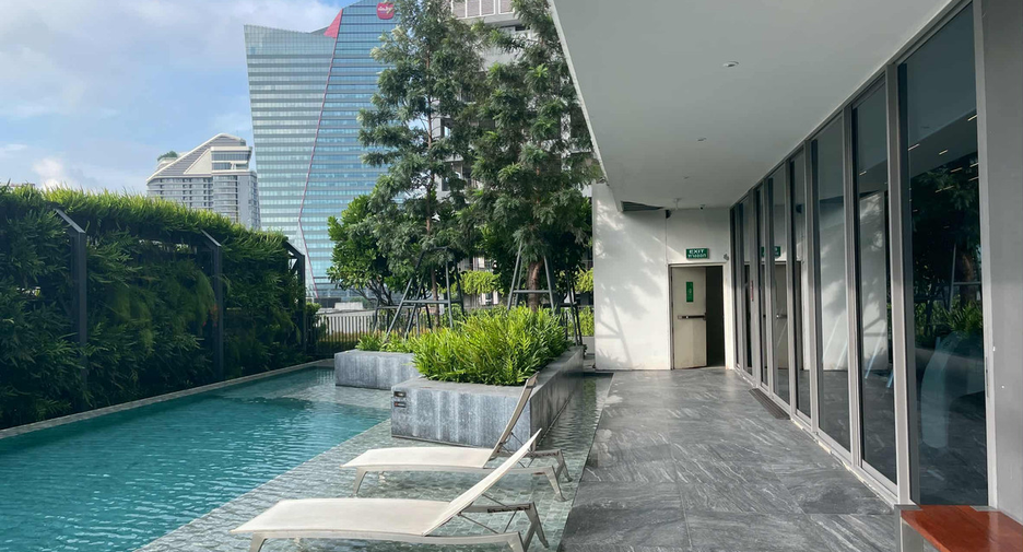 For rent 2 bedrooms condo in Bang Na, Bangkok