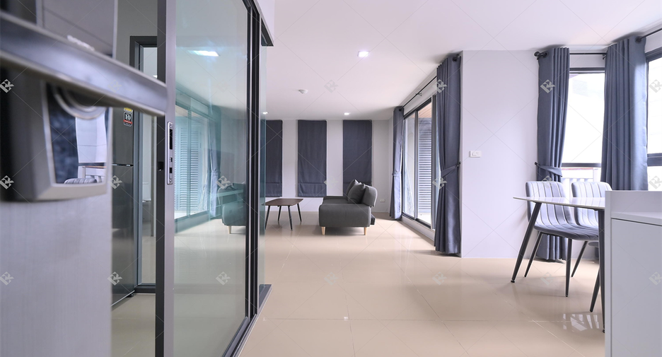 Condo en alquiler de 2 habitaciones en Khlong Toei, Bangkok