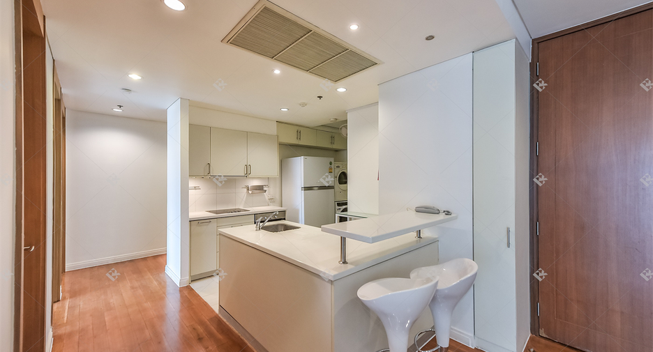 Condo en alquiler de 3 habitaciones en Sathon, Bangkok