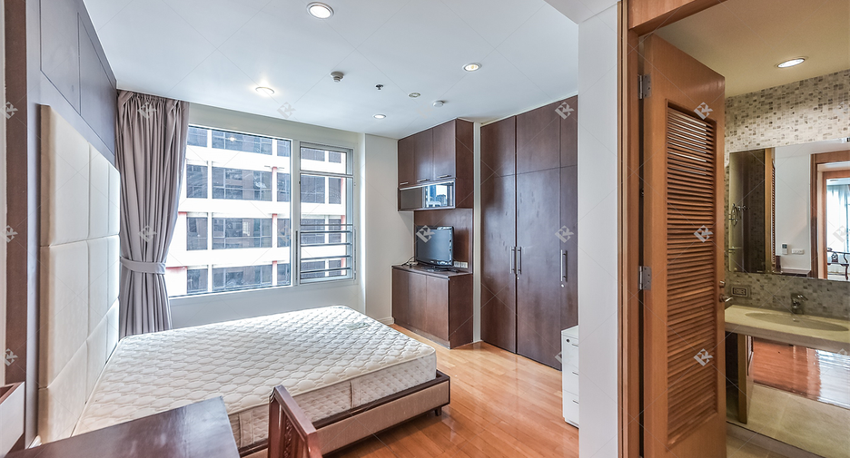 Condo en alquiler de 3 habitaciones en Sathon, Bangkok