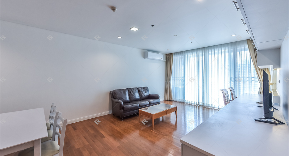 Condo en alquiler de 3 habitaciones en Sathon, Bangkok