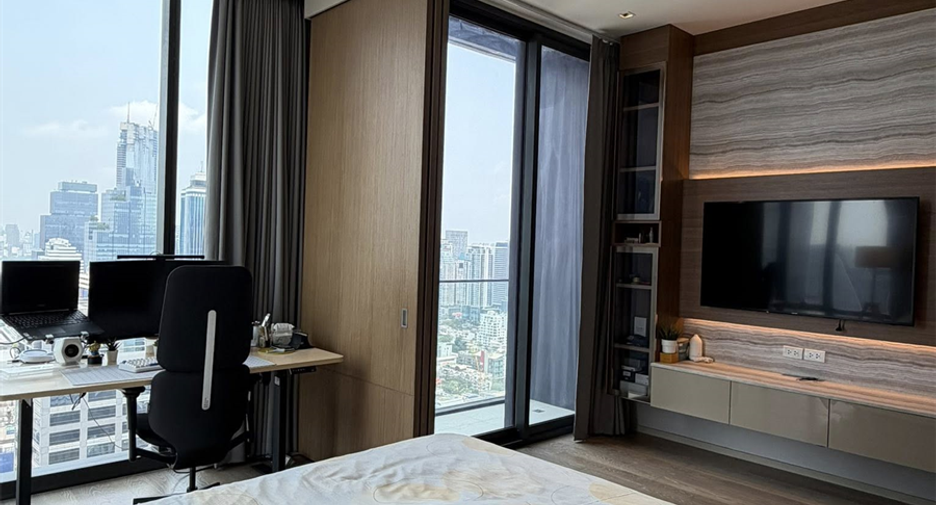 Wohnung zur Miete mit 1 Zimmer in Bang Rak, Bangkok