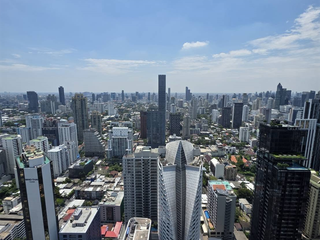À louer 1 chambre condo à Khlong Toei, Bangkok