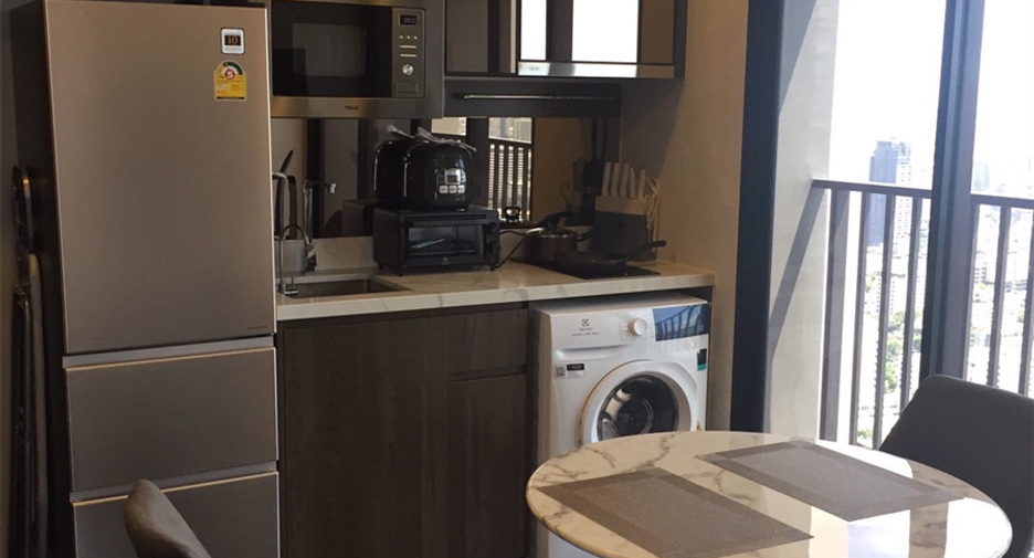 Condo en alquiler de 1 habitaciones en Watthana, Bangkok