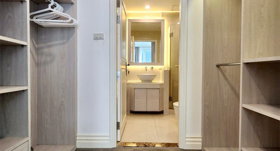 À louer 2 chambres condo à Khlong Toei, Bangkok