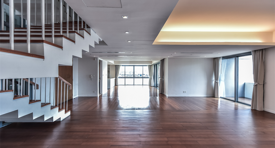 For rent 3 ベッドルーム condo in Si Racha, Chonburi