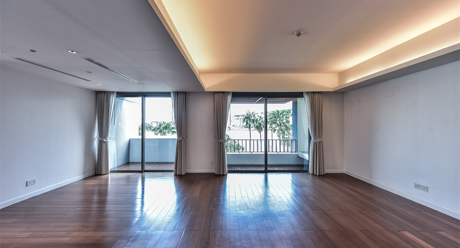 For rent 3 ベッドルーム condo in Si Racha, Chonburi