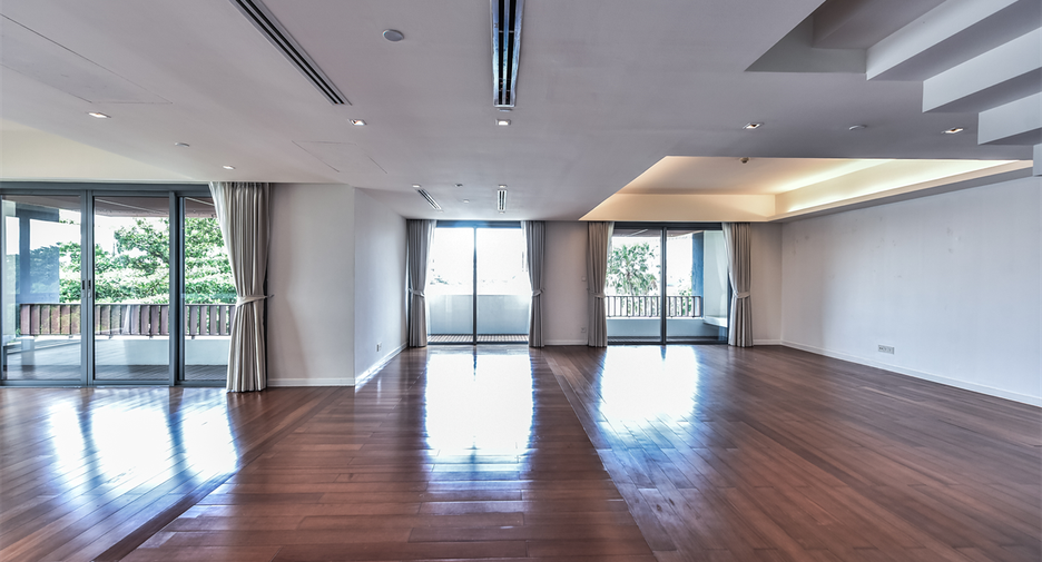 For rent 3 ベッドルーム condo in Si Racha, Chonburi