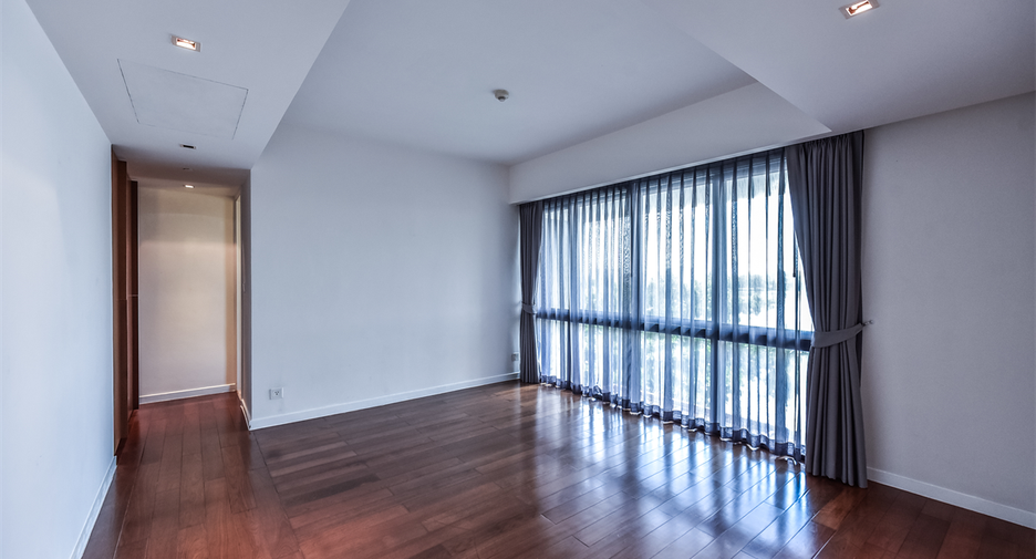 For rent 3 ベッドルーム condo in Si Racha, Chonburi