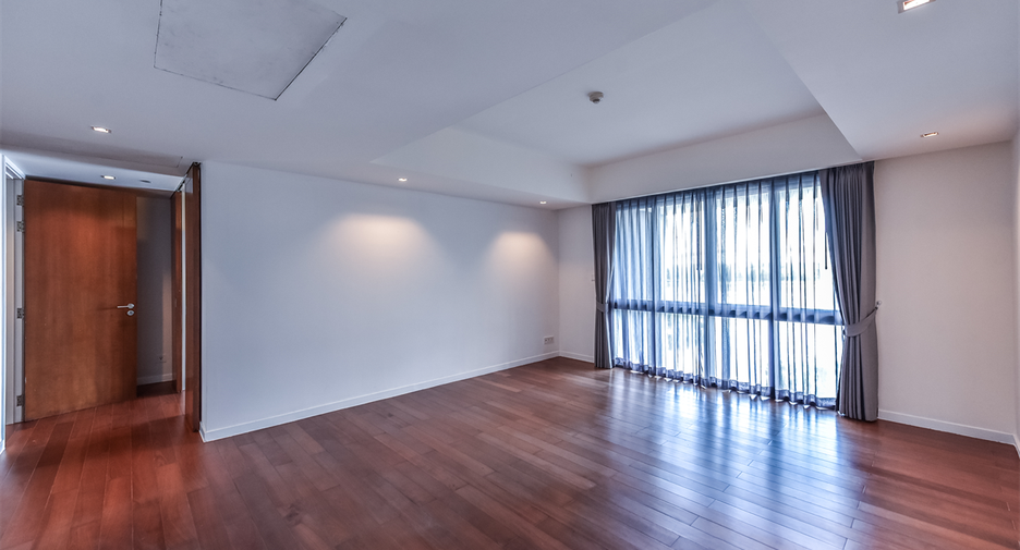 For rent 3 ベッドルーム condo in Si Racha, Chonburi