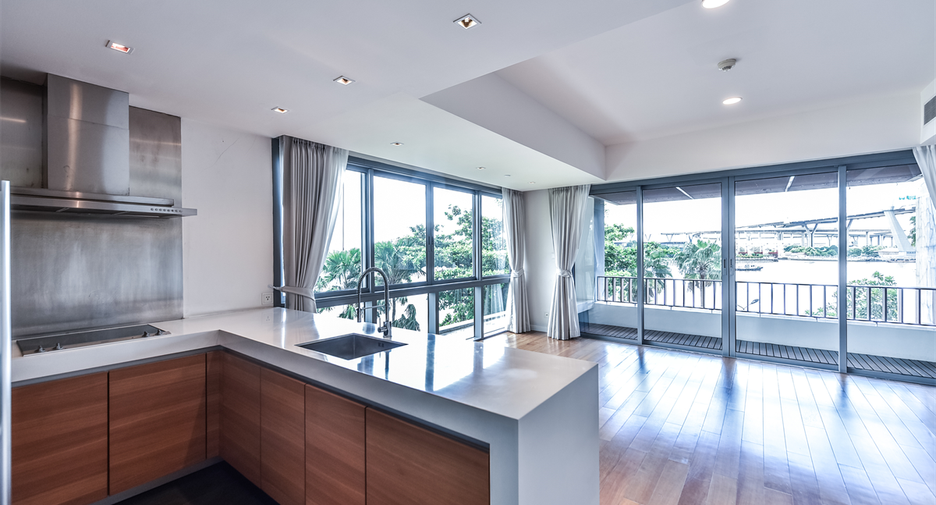 For rent 3 ベッドルーム condo in Si Racha, Chonburi