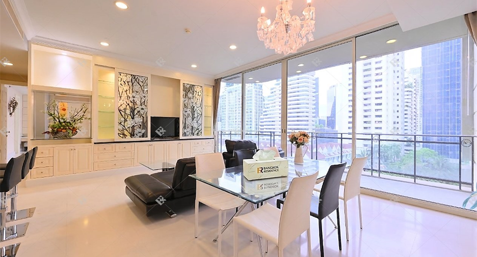 For rent 3 bedrooms condo in Watthana, Bangkok