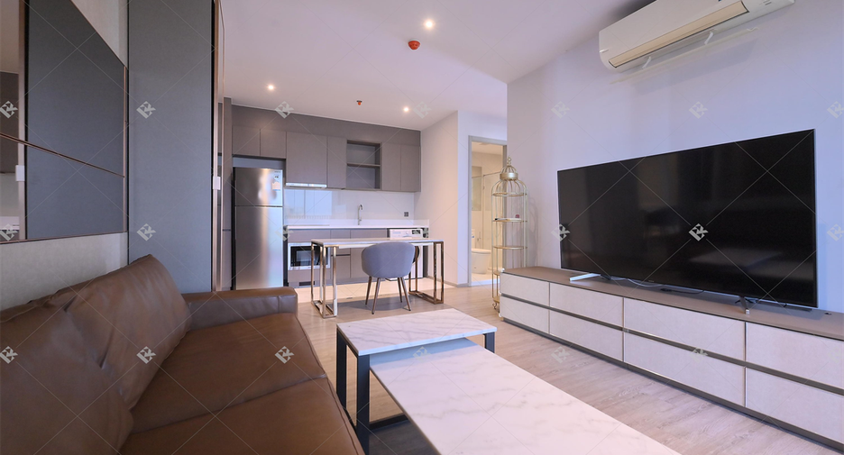 For rent 2 bedrooms condo in Watthana, Bangkok