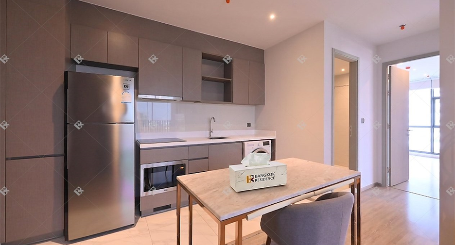 For rent 2 bedrooms condo in Watthana, Bangkok